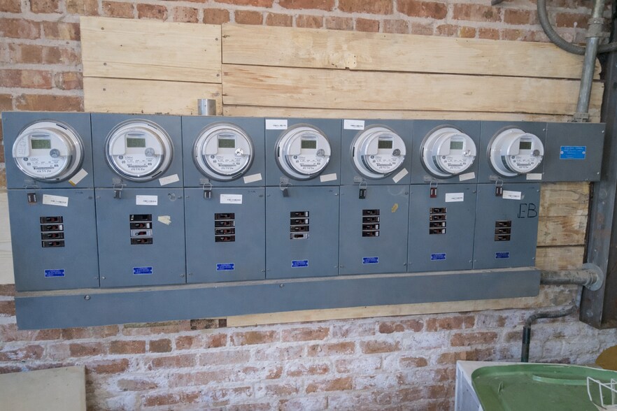 More Photos Of 7836 S Ada St, Chicago Apartments For Sale