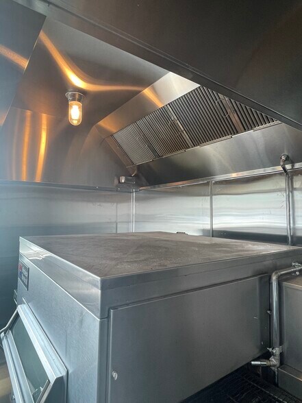 More Photos Of 5900-5930 Monterey Rd, Los Angeles General Retail For Sale