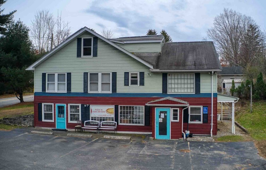 Primary Photo Of 150 Framingham, Southborough General Retail For Sale