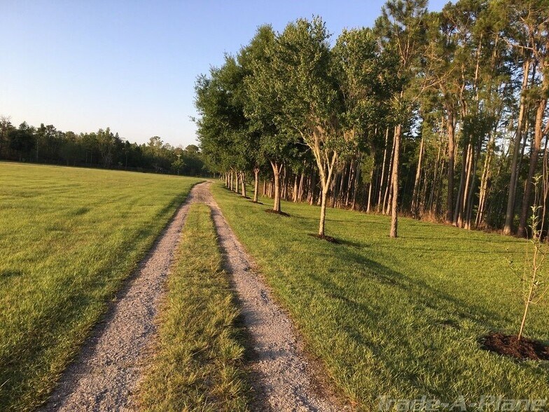 More Photos Of 12155 Mattioda Rd, Groveland Airport For Sale