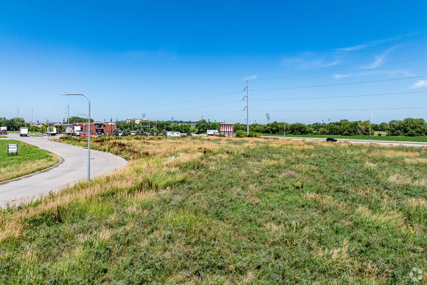 More Photos Of 11530 Virginia Plaza, La Vista Land For Sale