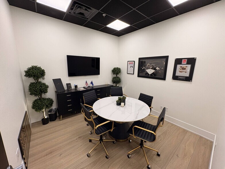 More Photos Of 6494 Boulder Ranch Ave, Henderson Warehouse For Lease