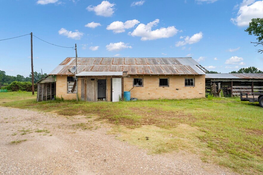 More Photos Of 14630 Hwy 105, Cleveland Land For Sale