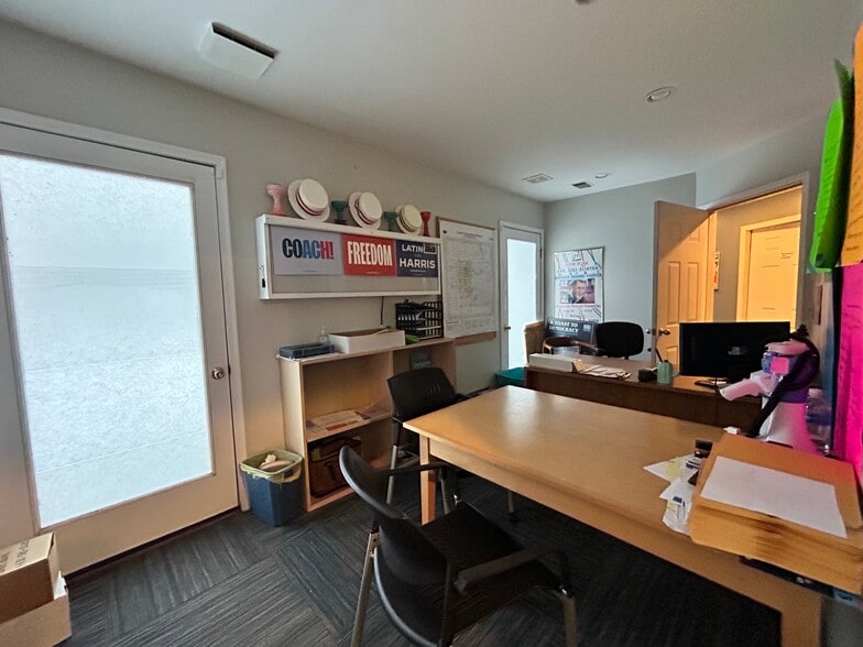 More Photos Of 3234 S Westnedge Ave, Kalamazoo Medical For Sale