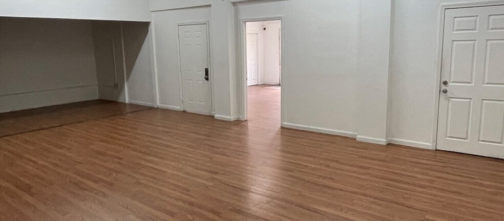 More Photos Of 138 N San Fernando Rd, Los Angeles Warehouse For Sale