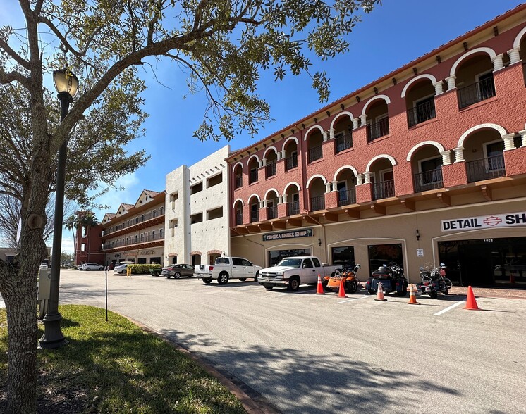 Primary Photo Of 1653 N US Highway 1, Ormond Beach Storefront Retail Office For Lease