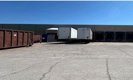 More Photos Of 458 2nd Ave, Tiffin Manufacturing For Sale