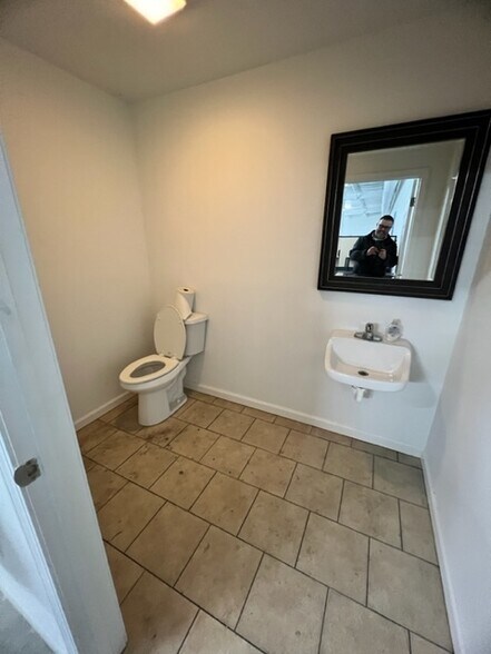 More Photos Of 171 Gardner Lacy Rd, Myrtle Beach Light Manufacturing For Lease