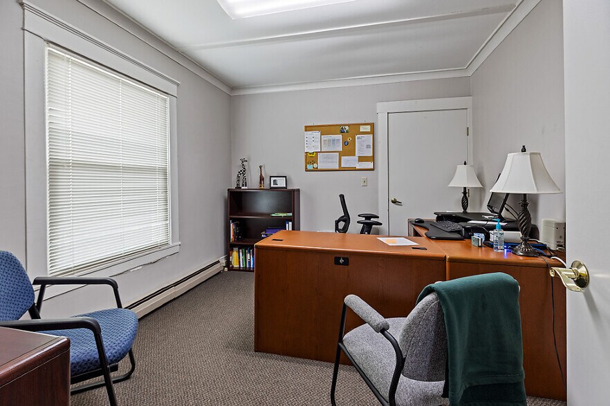 More Photos Of 323 State St, Augusta Office Residential For Sale