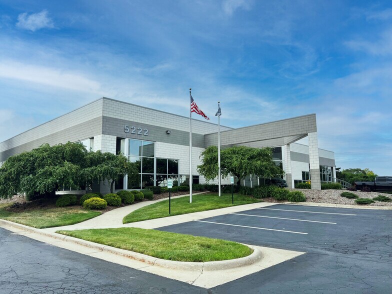 Primary Photo Of 5222-5230 33rd St SE, Grand Rapids Distribution For Sale