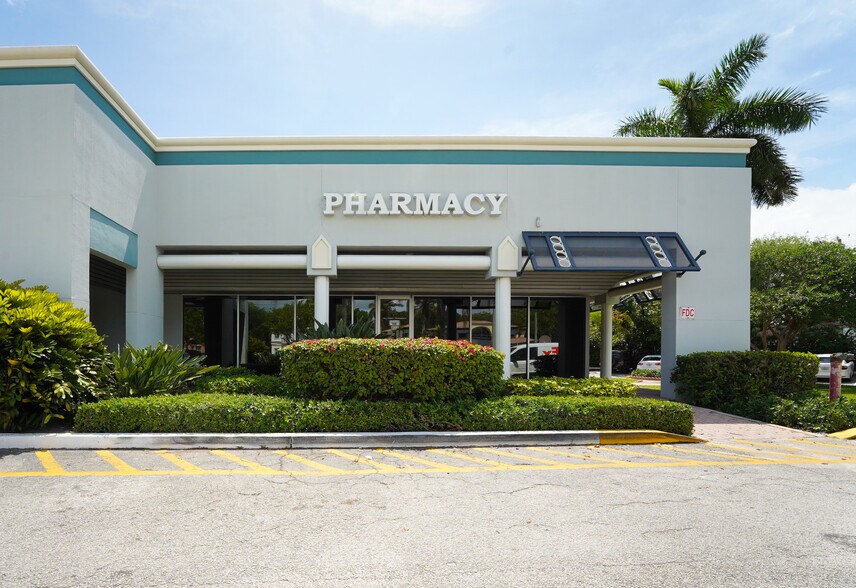 More Photos Of 3350 NW 2nd Ave, Boca Raton Flex For Lease