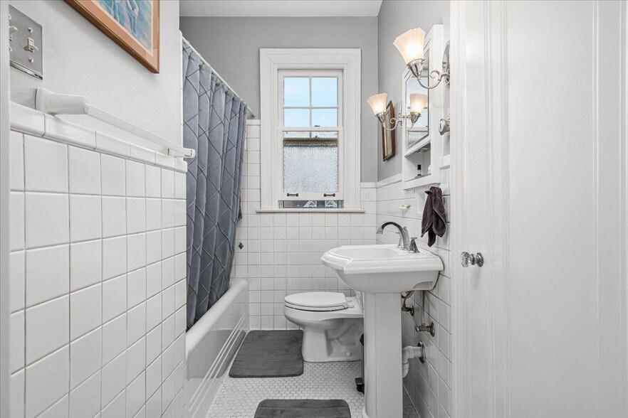 More Photos Of , Frankfort Multifamily For Sale
