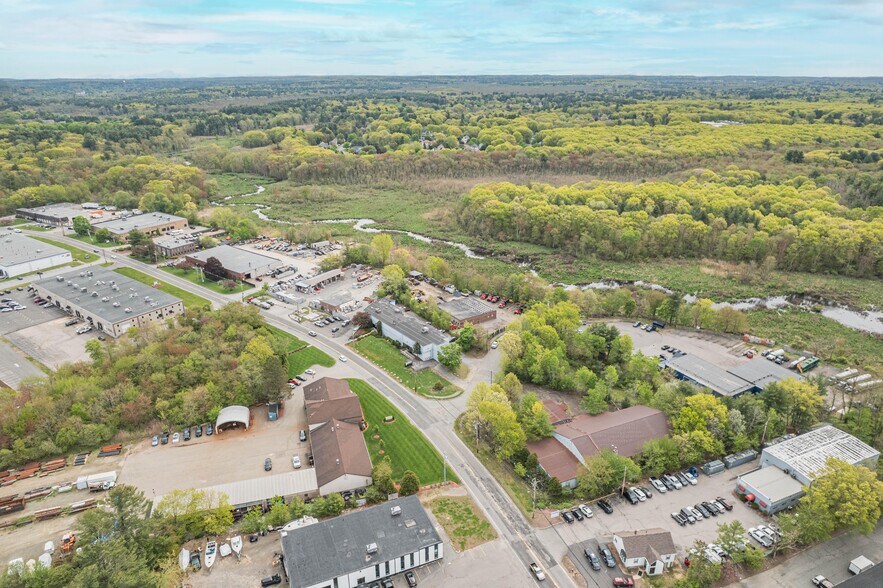 More Photos Of 66 Concord St, North Reading Light Distribution For Lease