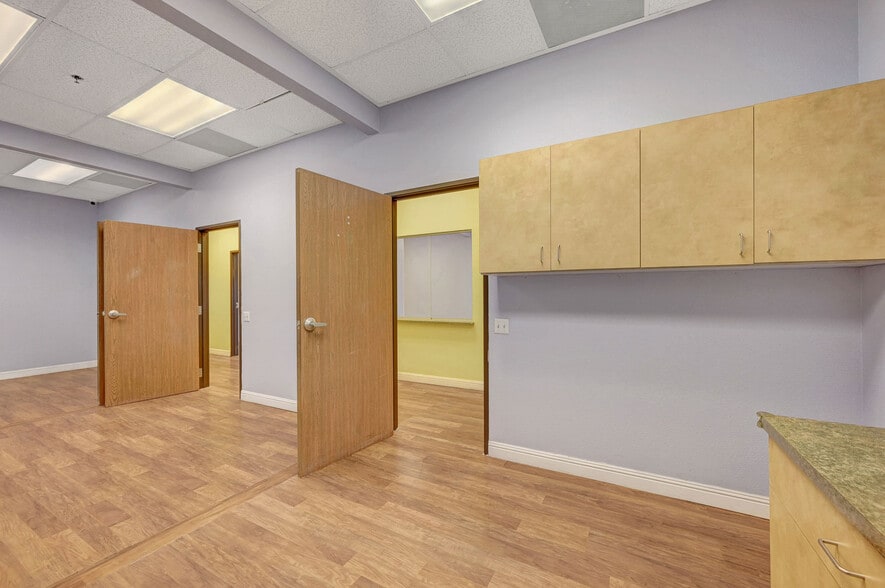 More Photos Of 3940 W Ann Rd, North Las Vegas Medical For Lease
