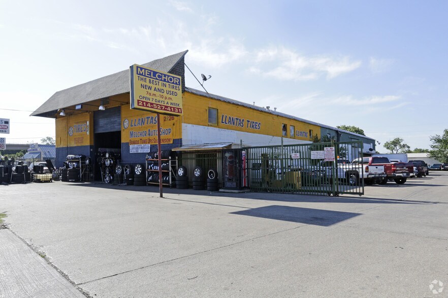 More Photos Of 2726 Lombardy Ln, Dallas Warehouse For Sale