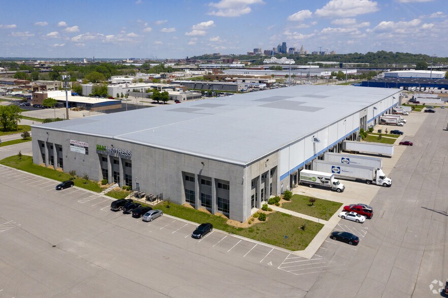 More Photos Of 500-530 Osage Ave, Kansas City Warehouse For Lease