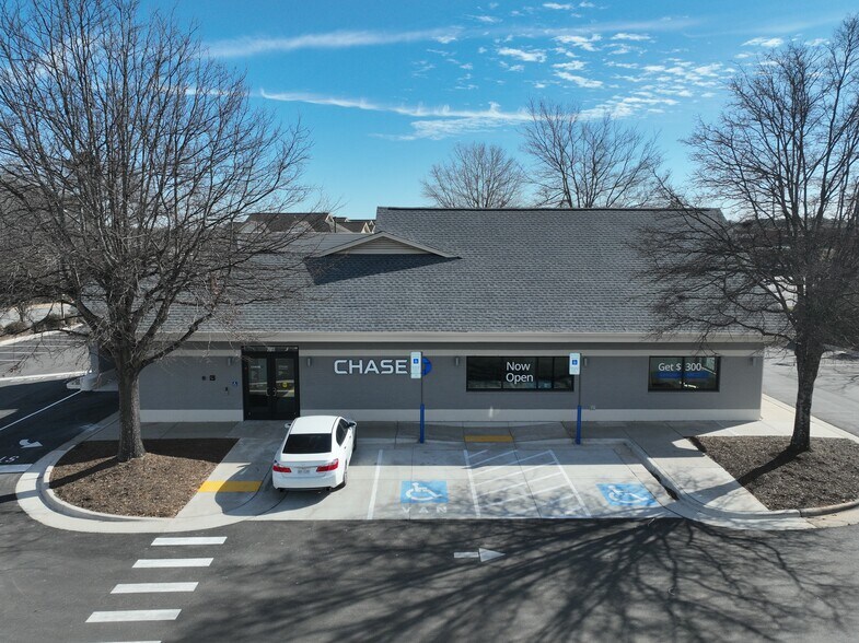 More Photos Of 7955 Fayetteville Rd, Garner Unknown For Lease