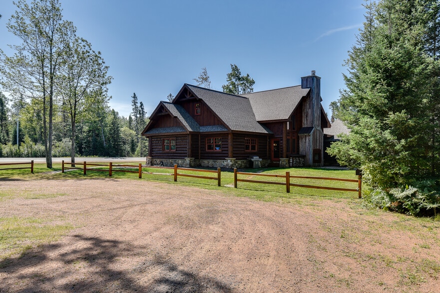 More Photos Of 5771 US Highway 45, Land O Lakes Office For Sale