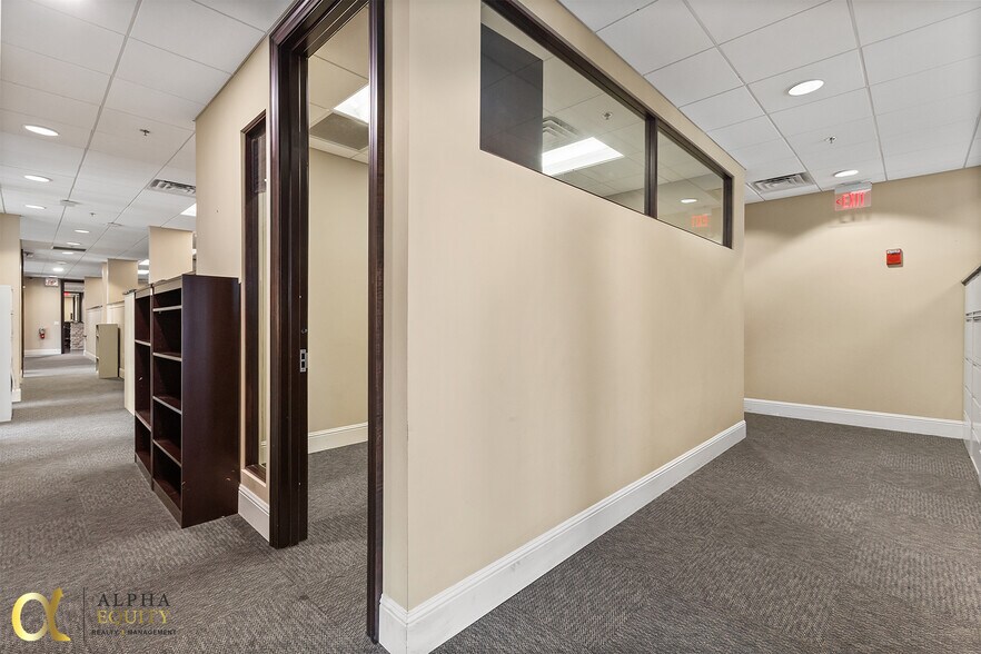 More Photos Of 189 S Orange Ave, Orlando Office Residential For Sale