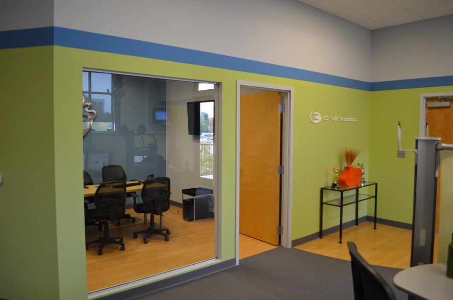 More Photos Of 4805 Park Rd, Charlotte Storefront Retail Office For Lease