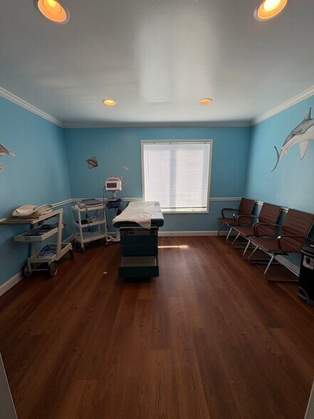 More Photos Of 808 Baltimore Pike, Bel Air Medical For Sale