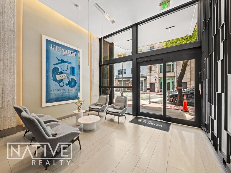 More Photos Of 14 NE 1st Ave, Miami Office For Sale