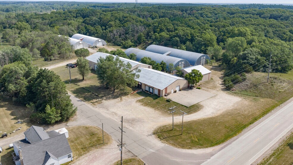 More Photos Of 3298 5th Ln, Oxford Warehouse For Sale