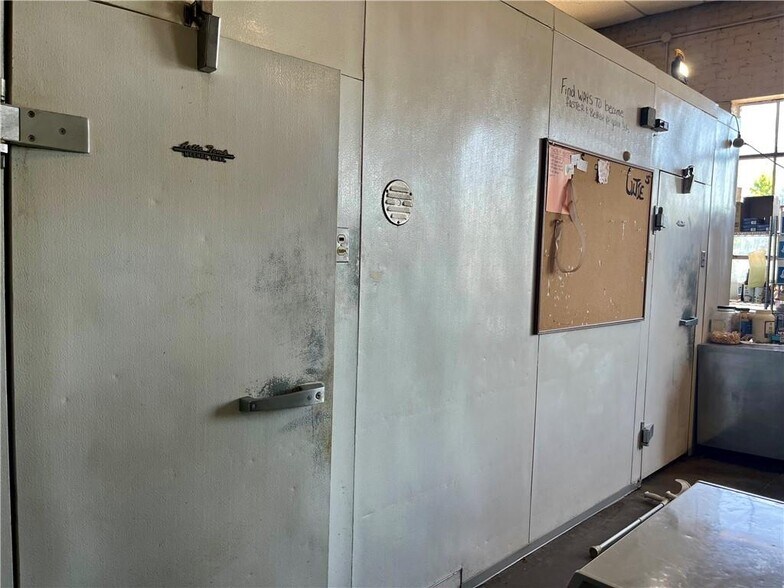 More Photos Of 120 W Peoria St, Paola General Retail For Sale