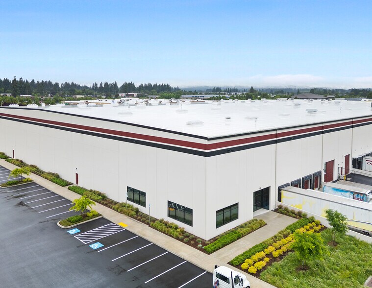 More Photos Of 14303 NE 63rd St, Vancouver Distribution For Lease