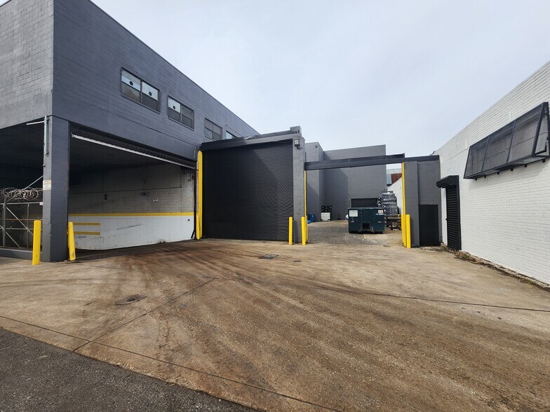 More Photos Of 2701-2725 E Tioga St, Philadelphia Warehouse For Lease