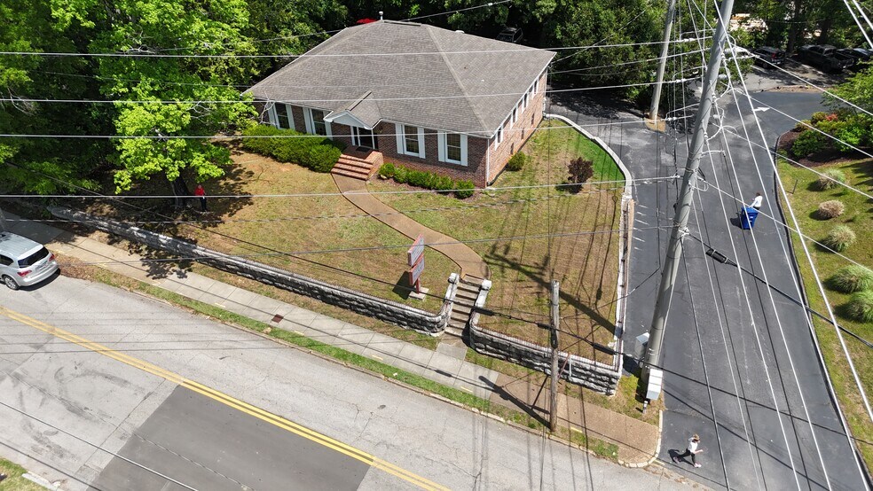 More Photos Of 300 Forest Ave, Chattanooga Office For Sale