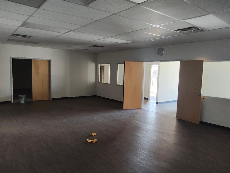 More Photos Of 4164 N Mesa St, El Paso Storefront For Lease