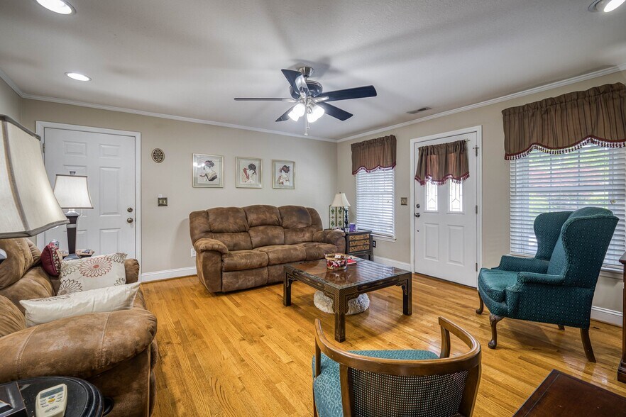 More Photos Of 200 Little Acres Dr, Marion Specialty For Sale