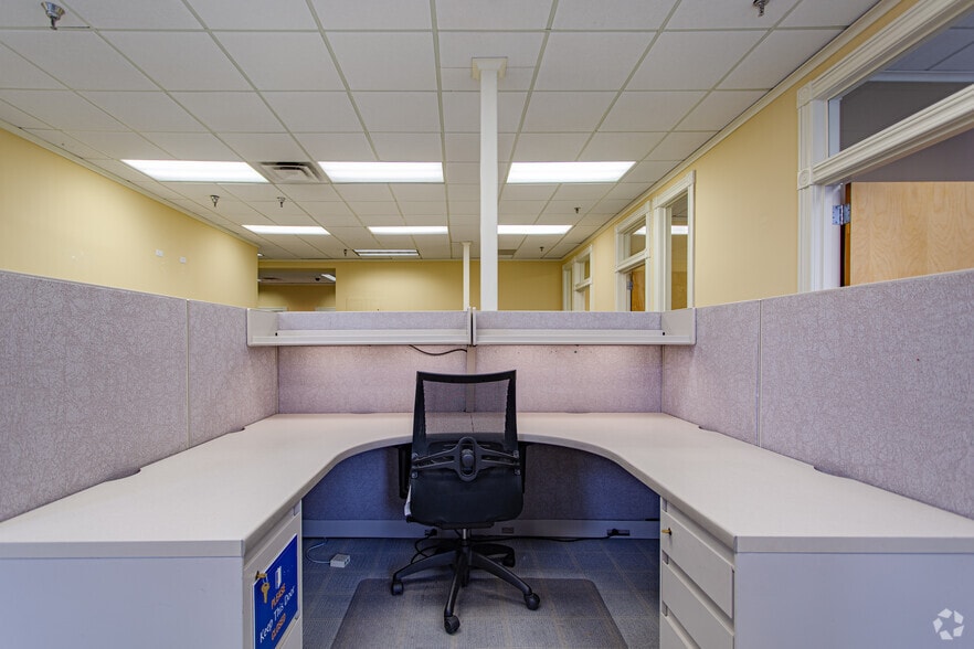 More Photos Of 75 Congress St, Portsmouth Office Residential For Lease