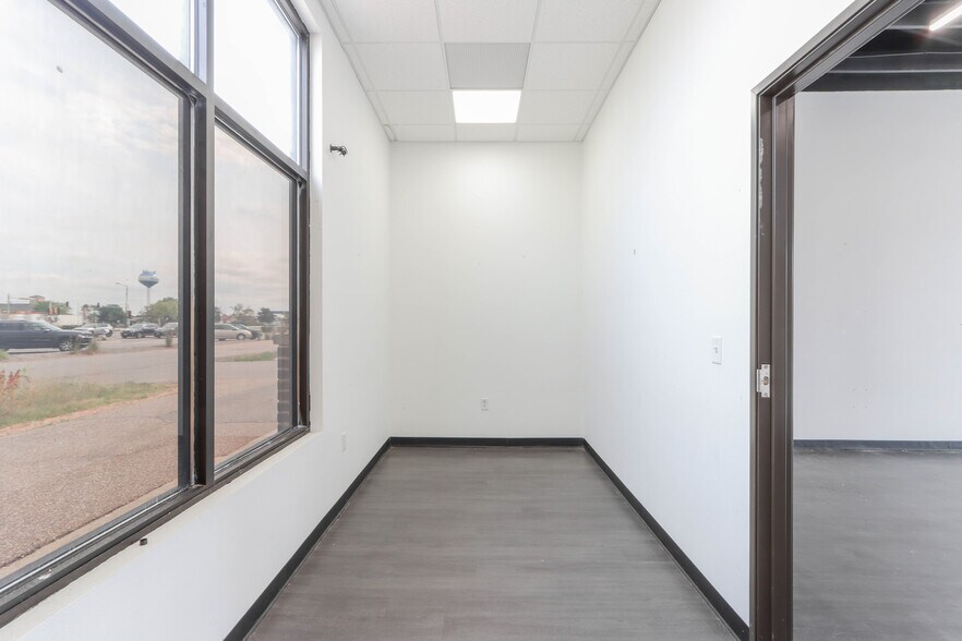 More Photos Of 1837-1845 Park Ave, Plover Storefront Retail Office For Lease
