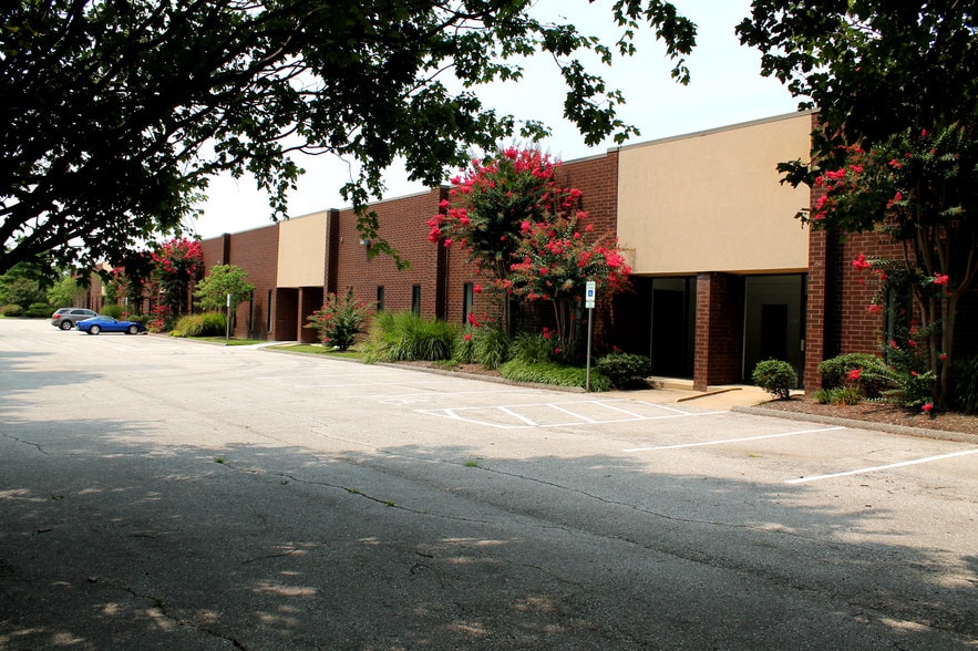 Primary Photo Of 6761 Baymeadow Dr, Glen Burnie Flex For Lease