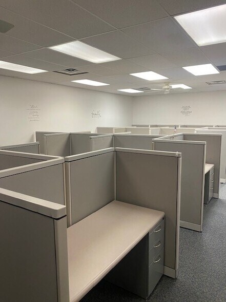 More Photos Of 3676 W Dorian St, Boise Office For Sale