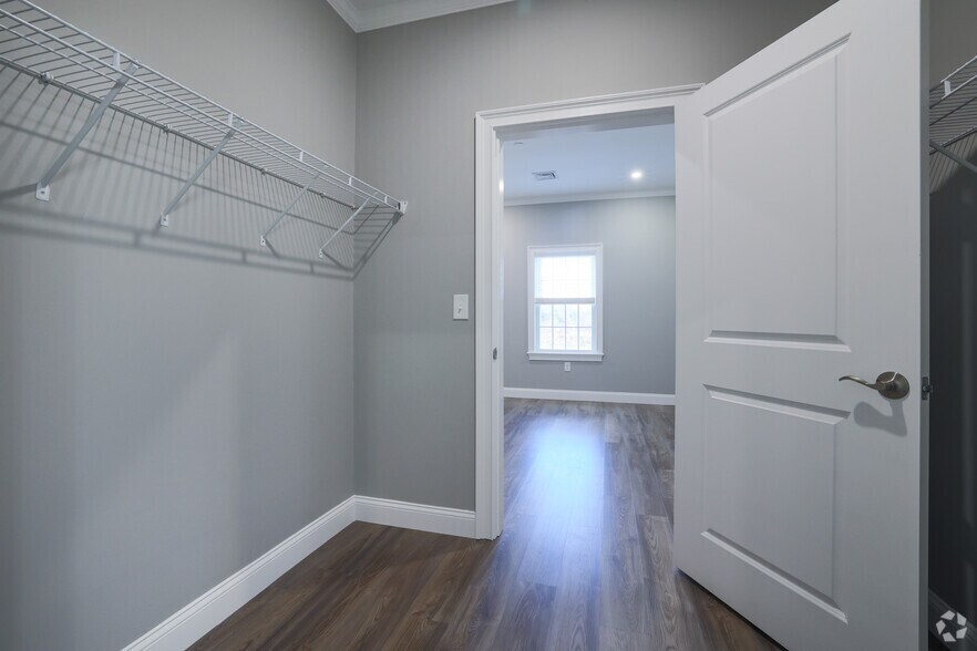 More Photos Of 3 Meeting House Rd, Chelmsford Apartments For Lease