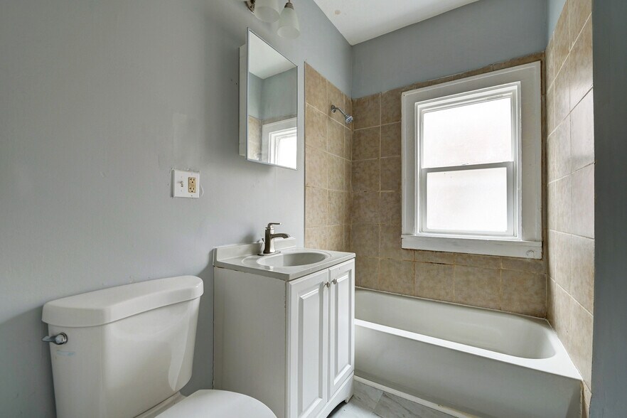 More Photos Of 14120 Superior Rd, Cleveland Multifamily For Sale