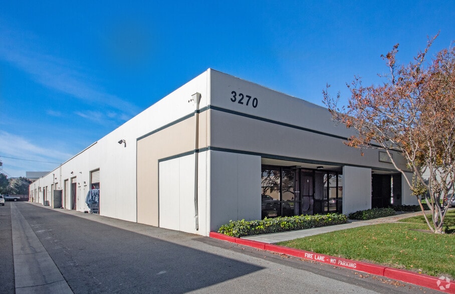 More Photos Of 3270 Keller St, Santa Clara Light Distribution For Lease