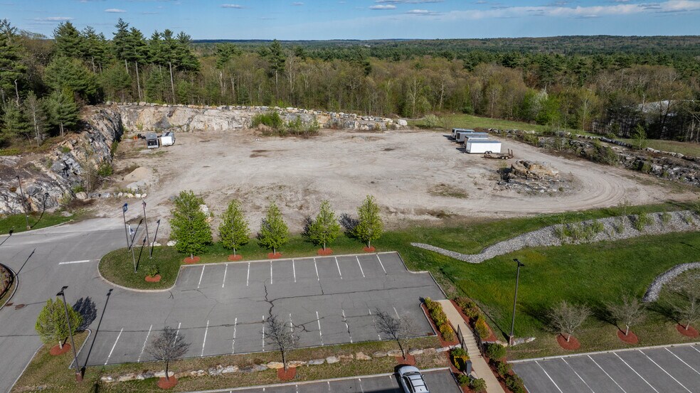 More Photos Of 6 Kitty Hawk Lndg, Londonderry Office For Sale
