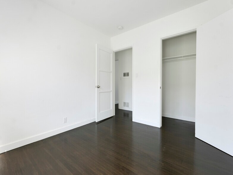 More Photos Of 5439 Kinston Ave, Culver City Apartments For Sale