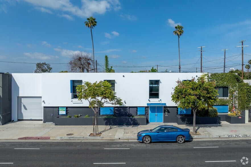 More Photos Of 5285 W Washington Blvd, Los Angeles Loft Creative Space For Sale