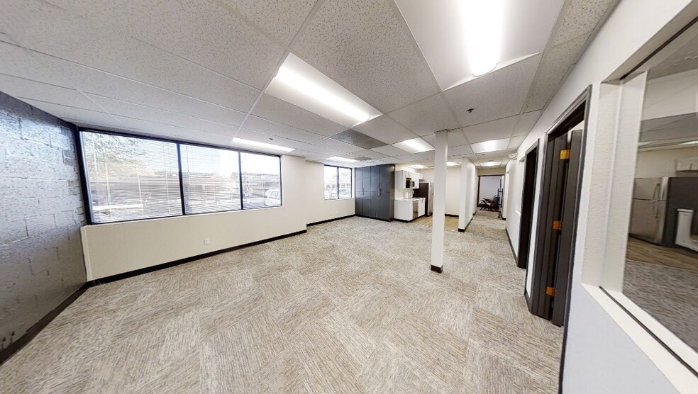 More Photos Of 8719 E San Alberto Dr, Scottsdale Office For Lease