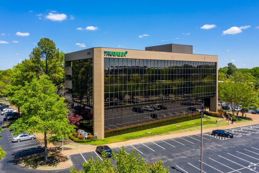 More Photos Of 1790 Kirby Pky, Memphis Office For Lease