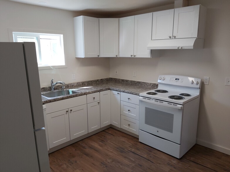 More Photos Of 350 SE Lilly Ave, Corvallis Apartments For Sale