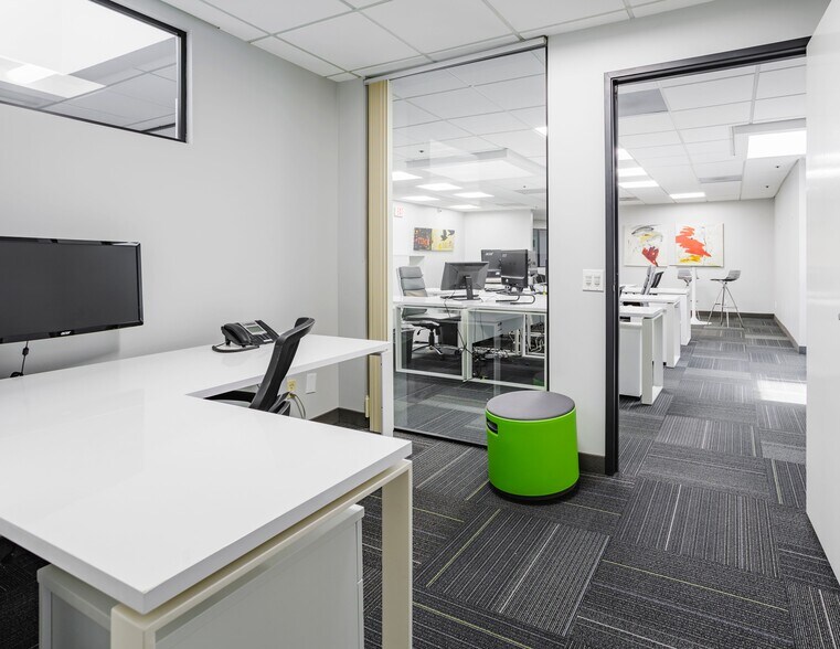 More Photos Of 5820 Oberlin Dr, San Diego Office For Sale
