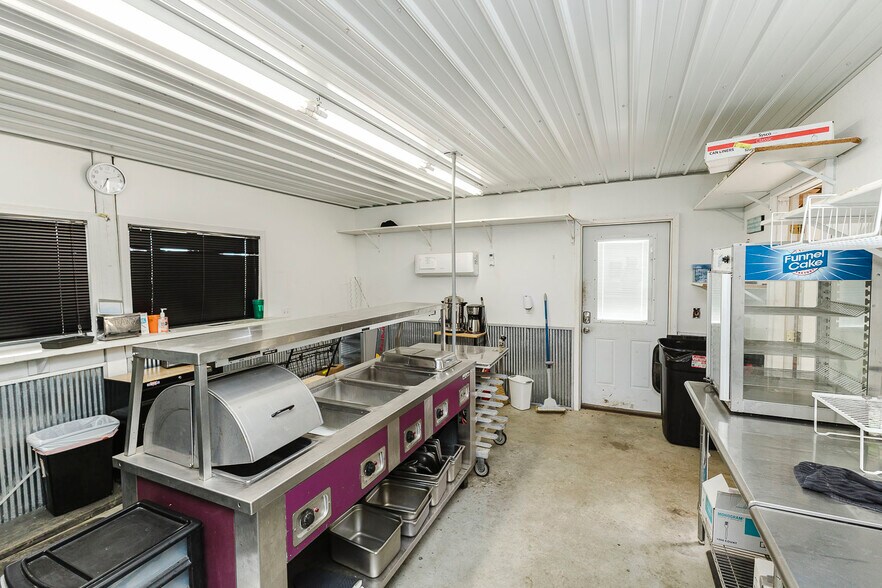 More Photos Of 1663 Georgia Rd, Humboldt Specialty For Sale