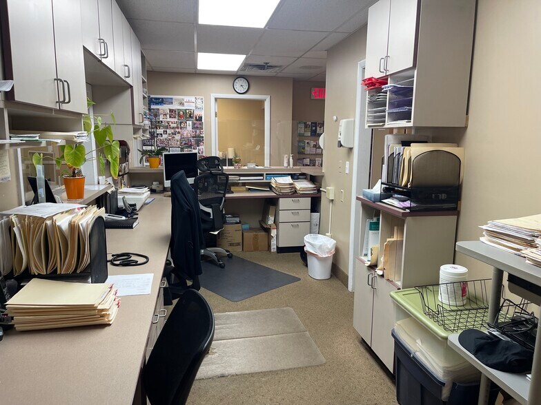 More Photos Of 281 Summerhill Rd, East Brunswick Office For Lease