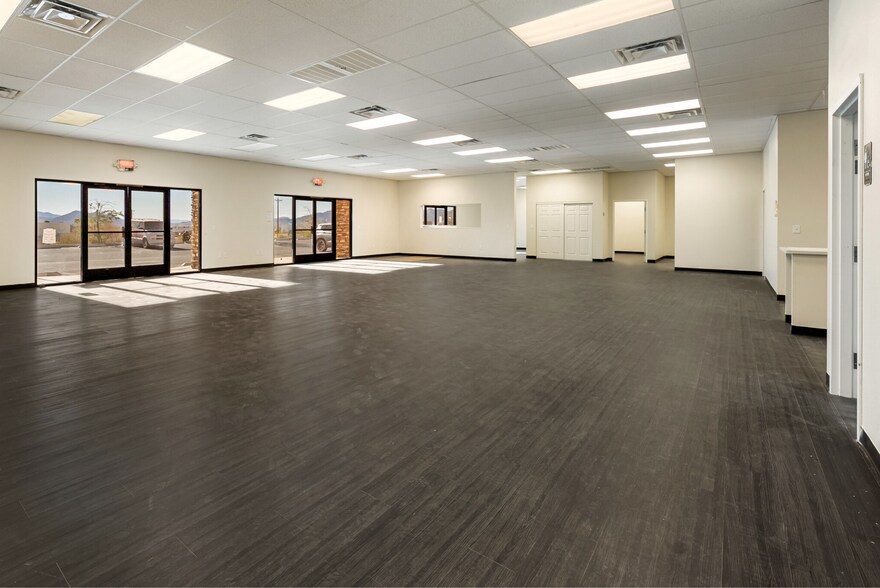 More Photos Of 1541 E Basin Ave, Pahrump General Retail For Sale